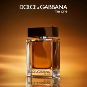 The One by Dolce & Gabbana warm spicy woody masculine scent